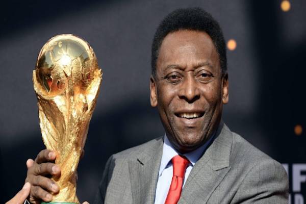 Pele sở hữu ba huy chương World Cup để nổi tiếng