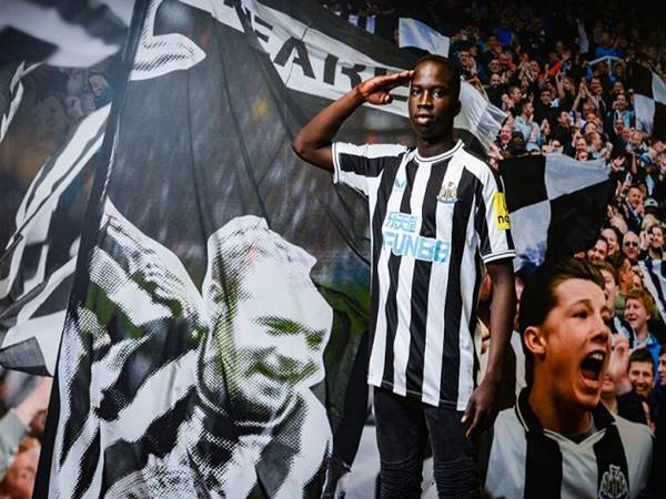 Chuyển nhượng 3/10: Newcastle chiêu mộ thành công Garang Kuol