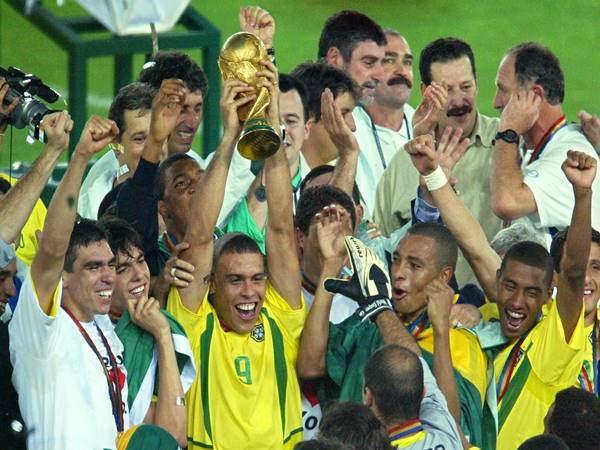 Brazil vô địch World Cup bao nhiêu lần?  World Cup 2002