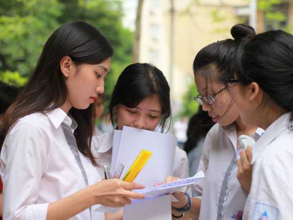 Giấc mơ thấy bạn học cũ đem đến thông điệp gì?
