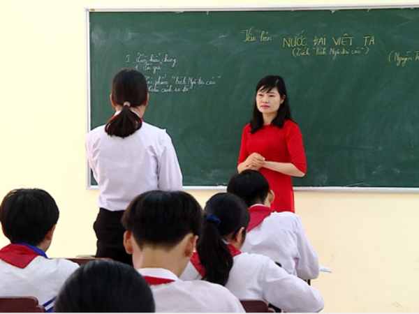 Mơ thấy cô giáo cho bài tập về nhà