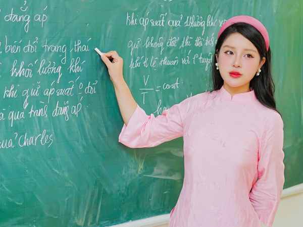 Chiêm bao thấy cô giáo cũ