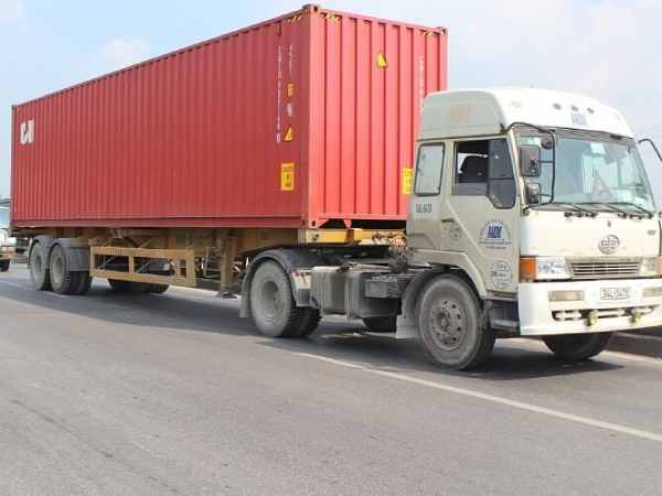 Giải mã ý nghĩa giấc mơ thấy xe container chuẩn tâm linh