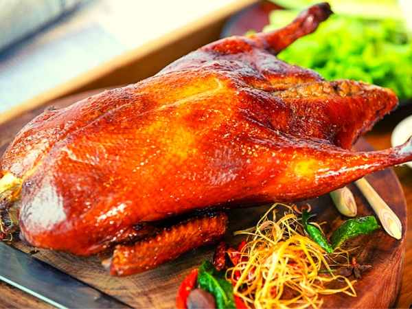 Mơ thấy mua vịt quay về nhà