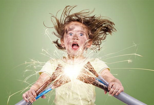 Mơ bị điện giật là điềm báo gì, báo hiệu họa hay phúc?