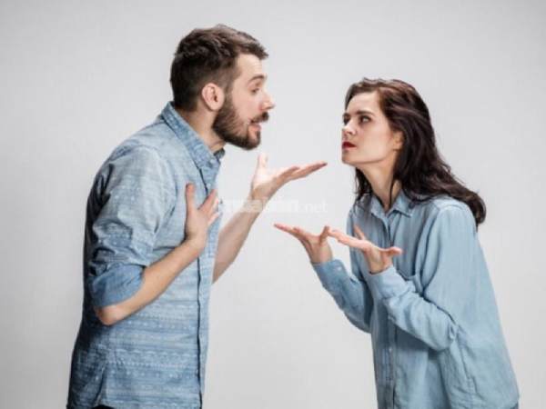 Mơ thấy cãi nhau với người yêu, bạn bè là điềm báo gì?