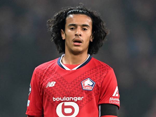 Tin MU: MU gia nhập cuộc đua giành Ayyoub Bouaddi